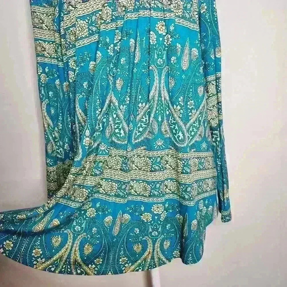 women's amazon top blue geometric print size small - Picture 3 of 6